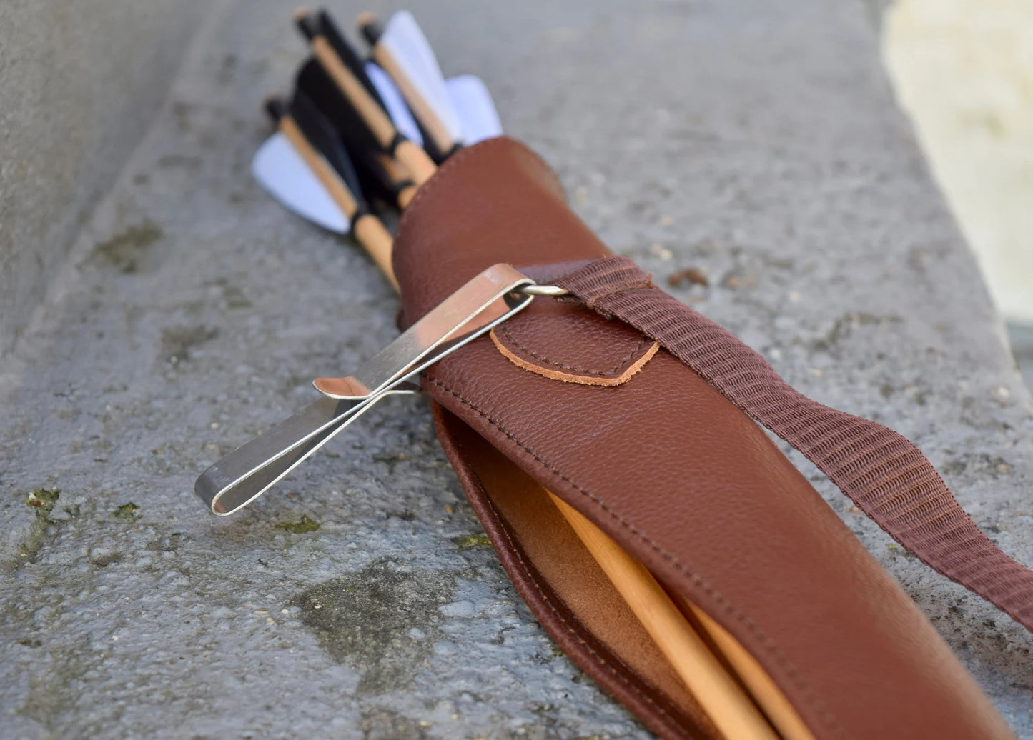 Side Draw Leather Quiver